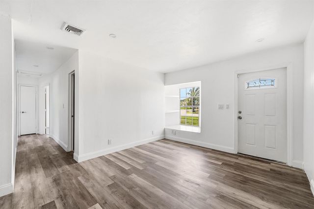 1060 SW 5th Terrace, Deerfield Beach, FL 33441