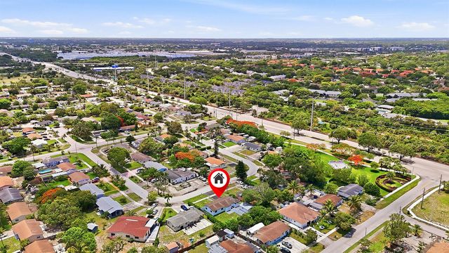 1060 SW 5th Terrace, Deerfield Beach, FL 33441