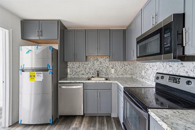 1060 SW 5th Terrace, Deerfield Beach, FL 33441