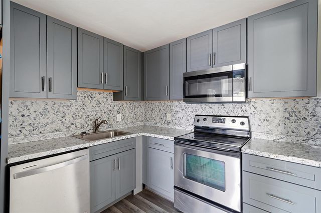1060 SW 5th Terrace, Deerfield Beach, FL 33441