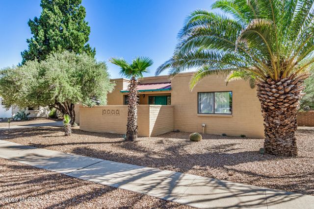 741 S Abrego Drive, Green Valley, AZ 85614
