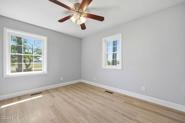 2013 Holland Road, Greenville, NC 27834