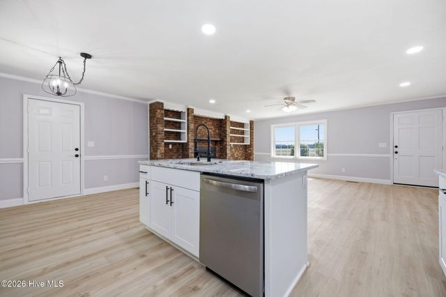 2013 Holland Road, Greenville, NC 27834