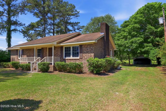 2013 Holland Road, Greenville, NC 27834