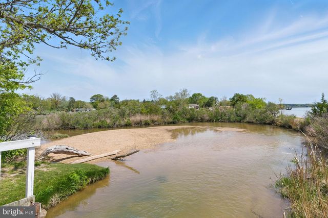 29853 HILLVIEW DR, Mechanicsville, MD 20659