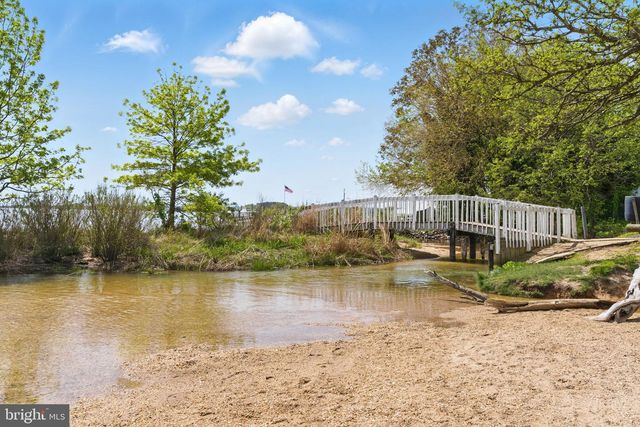 29853 HILLVIEW DR, Mechanicsville, MD 20659