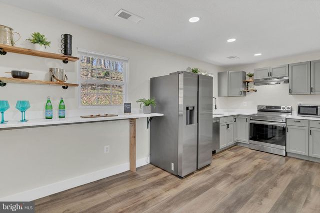 29853 HILLVIEW DR, Mechanicsville, MD 20659