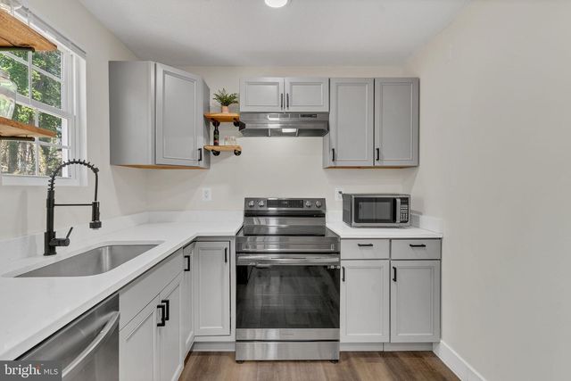 29853 HILLVIEW DR, Mechanicsville, MD 20659