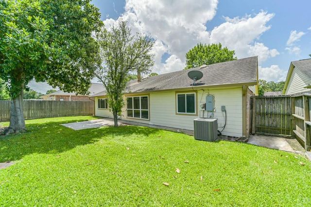 15806 Pfeiffer Drive, Houston, TX 77082