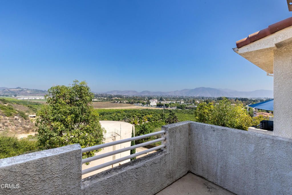 Image 17 of property listing at 2913 Antonio Drive 306, Camarillo, CA 93010