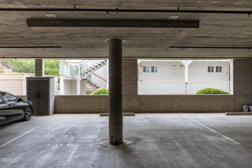 Image 20 of property listing at 2913 Antonio Drive 306, Camarillo, CA 93010