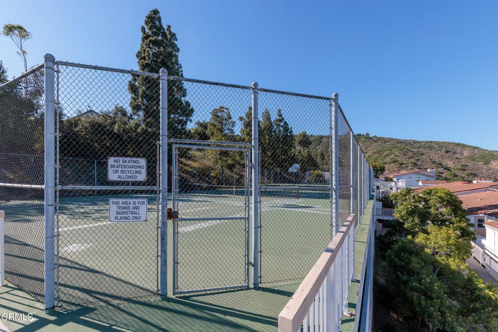 Image 27 of property listing at 2913 Antonio Drive 306, Camarillo, CA 93010