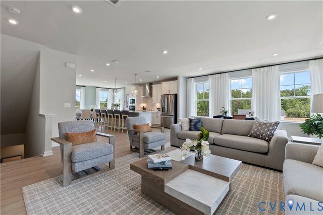 247 Brattice Dr, Midlothian, VA 23114