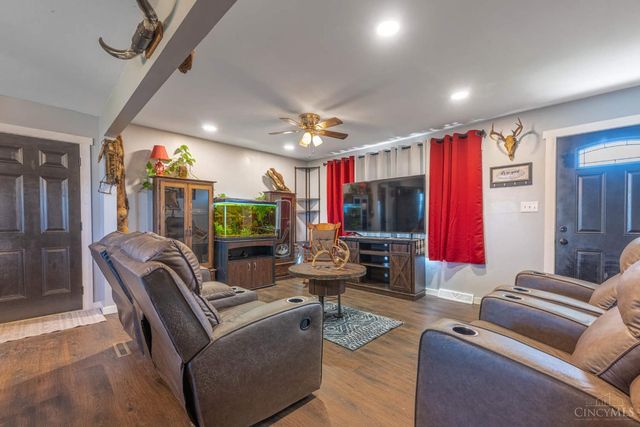 4542 Oxford Middletown Road, Jacksonburg, OH 45067