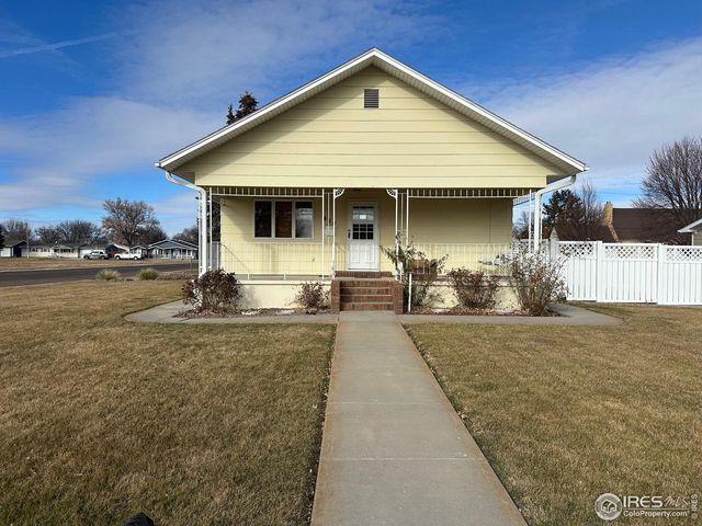 420 W 6th St, Julesburg, CO 80737