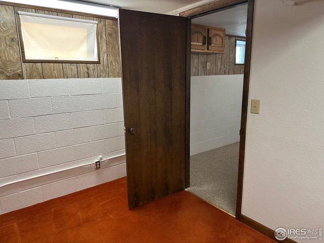 420 W 6th St, Julesburg, CO 80737