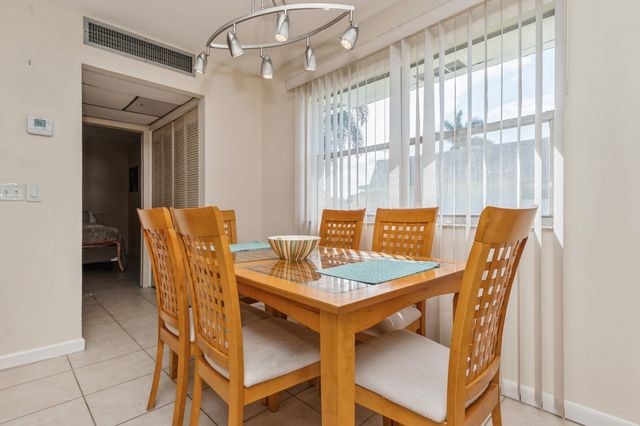 98 Waterford E E, Delray Beach, FL 33446