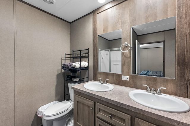 390 County Road 2230, Cleveland, TX 77327