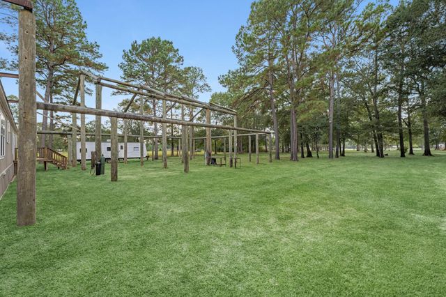 390 County Road 2230, Cleveland, TX 77327
