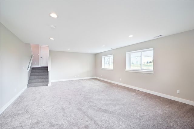 1382 Foxtail Drive, Fairfax, IA 52228