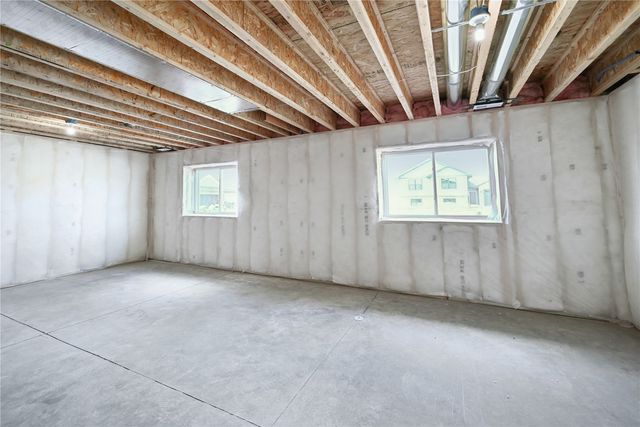 1382 Foxtail Drive, Fairfax, IA 52228