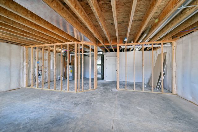 1382 Foxtail Drive, Fairfax, IA 52228