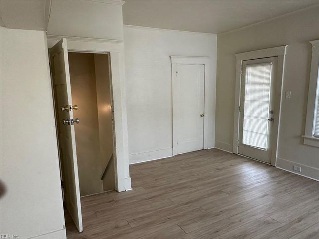 114 W 38th ST, Norfolk, VA 23504