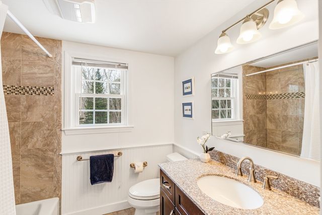 1 Fox Lane, Falmouth, MA 02540