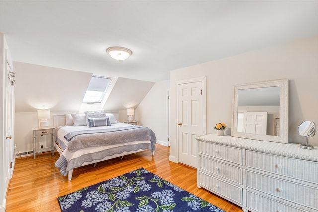 1 Fox Lane, Falmouth, MA 02540