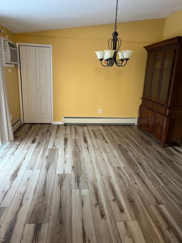 1011 Mountain View Court, Kingston, NY 12401