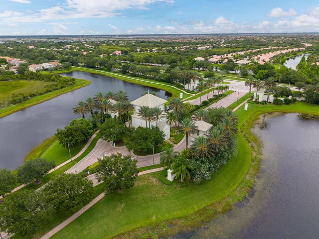 12784 SW Lake Fern, Port St. Lucie, FL 34987