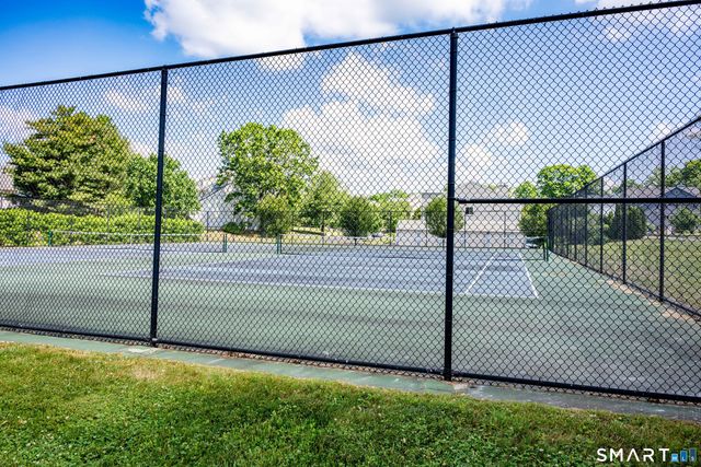 64 Turtle Bay Drive 64, Branford, CT 06405