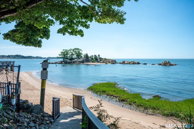 64 Turtle Bay Drive 64, Branford, CT 06405