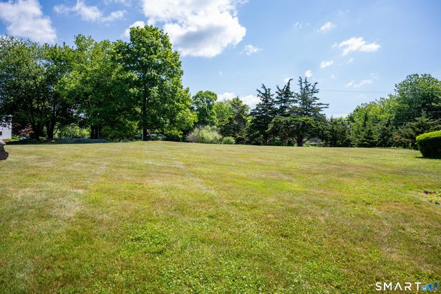 64 Turtle Bay Drive 64, Branford, CT 06405