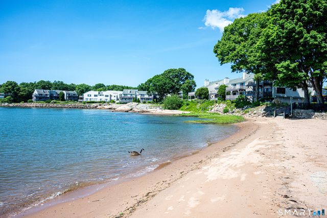 64 Turtle Bay Drive 64, Branford, CT 06405