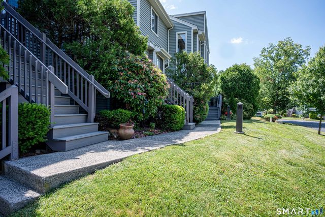 64 Turtle Bay Drive 64, Branford, CT 06405