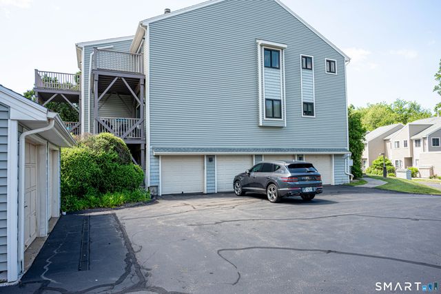 64 Turtle Bay Drive 64, Branford, CT 06405