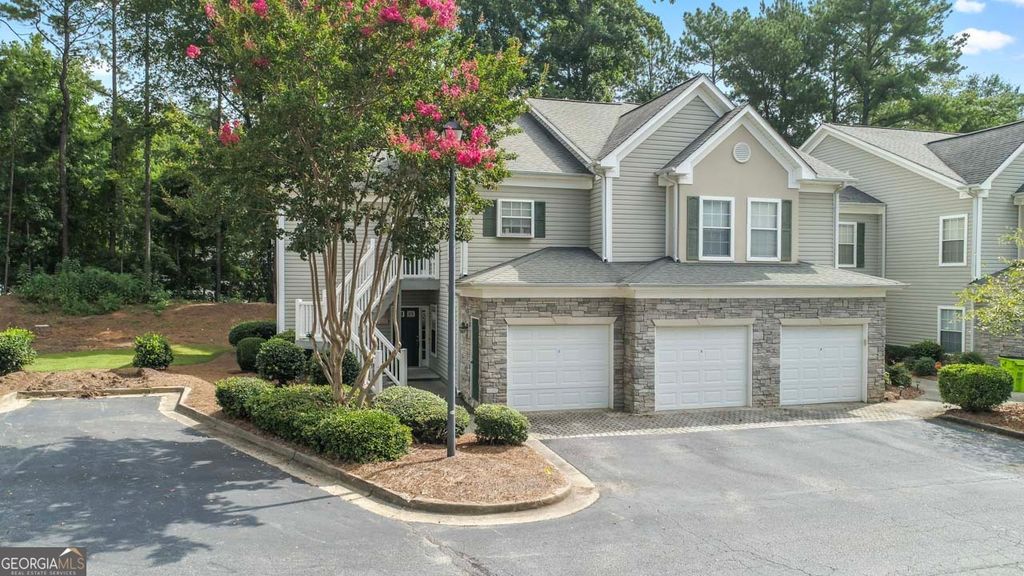 207 Las Brasis Court, Peachtree City, GA 30269
