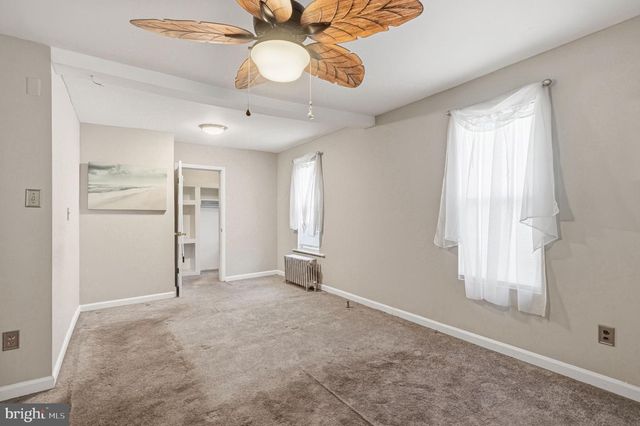 305 S JOHNSTON AVE, Hamilton, NJ 08609