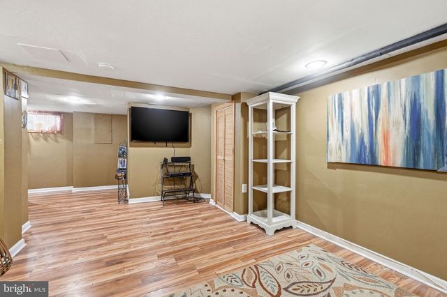 305 S JOHNSTON AVE, Hamilton, NJ 08609