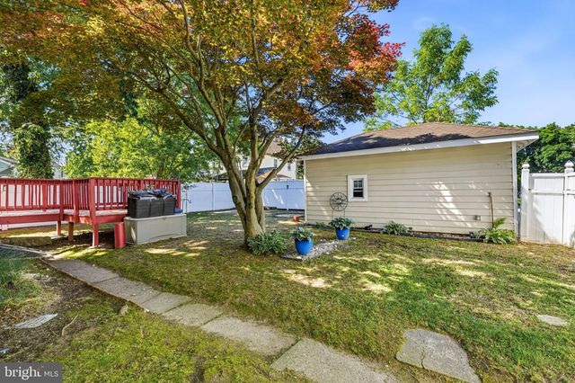 305 S JOHNSTON AVE, Hamilton, NJ 08609
