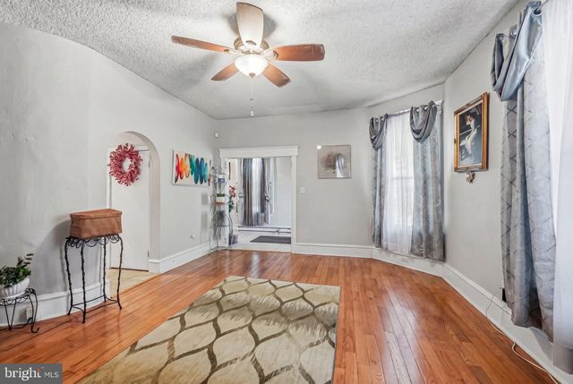 305 S JOHNSTON AVE, Hamilton, NJ 08609