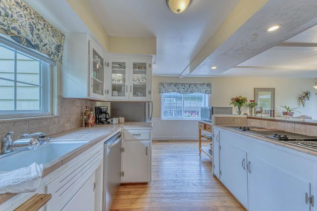222 Encinada Drive, Salinas, CA 93901
