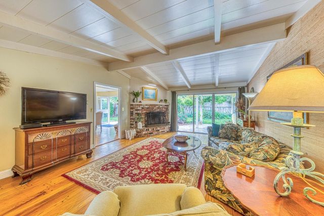222 Encinada Drive, Salinas, CA 93901