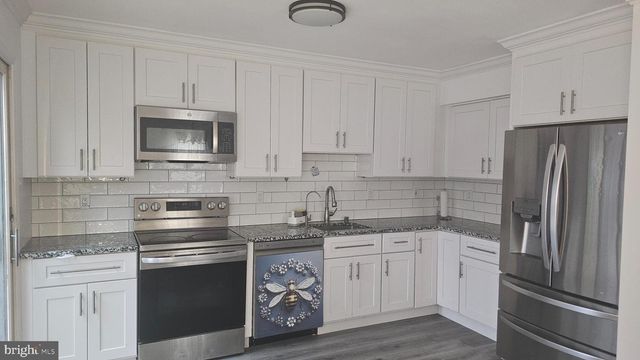 1641 COLONIAL, Frederick, MD 21702