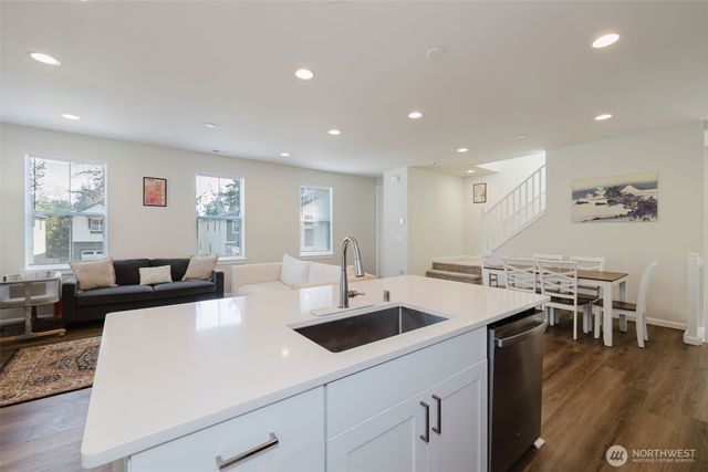 6480 Halyard Circle SE, Port Orchard, WA 98367