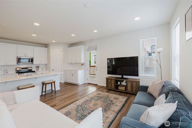 6480 Halyard Circle SE, Port Orchard, WA 98367