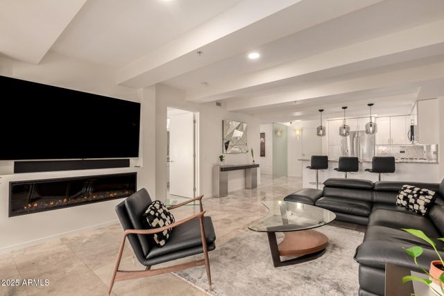 7131 E RANCHO VISTA Drive 6010, Scottsdale, AZ 85251