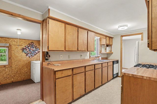 3599 S Maple Island Road, Hesperia, MI 49421
