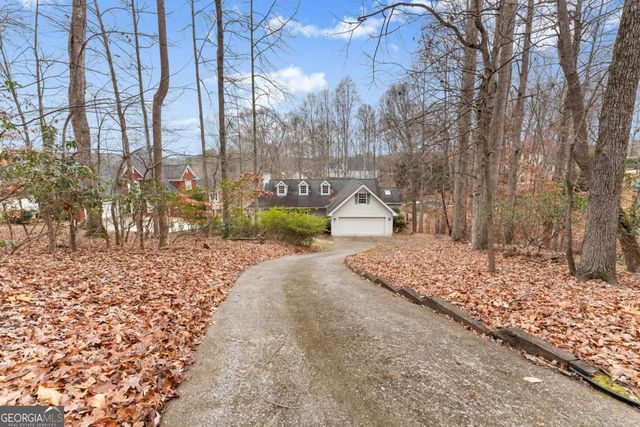 9260 Bayhill Drive, Gainesville, GA 30506